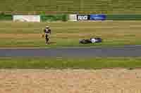 enduro-digital-images;event-digital-images;eventdigitalimages;mallory-park;mallory-park-photographs;mallory-park-trackday;mallory-park-trackday-photographs;no-limits-trackdays;peter-wileman-photography;racing-digital-images;trackday-digital-images;trackday-photos